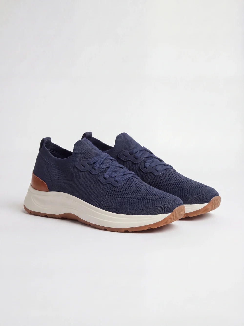 Ocean blue knitted sneakers